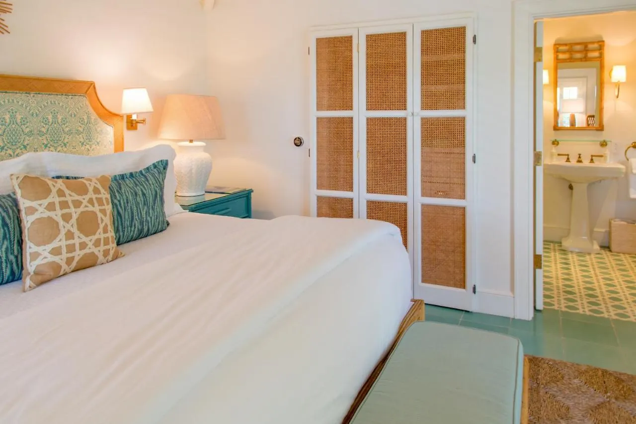 Semesteranläggning (resort) Eleven Bahama House Hotell Dunmore Town