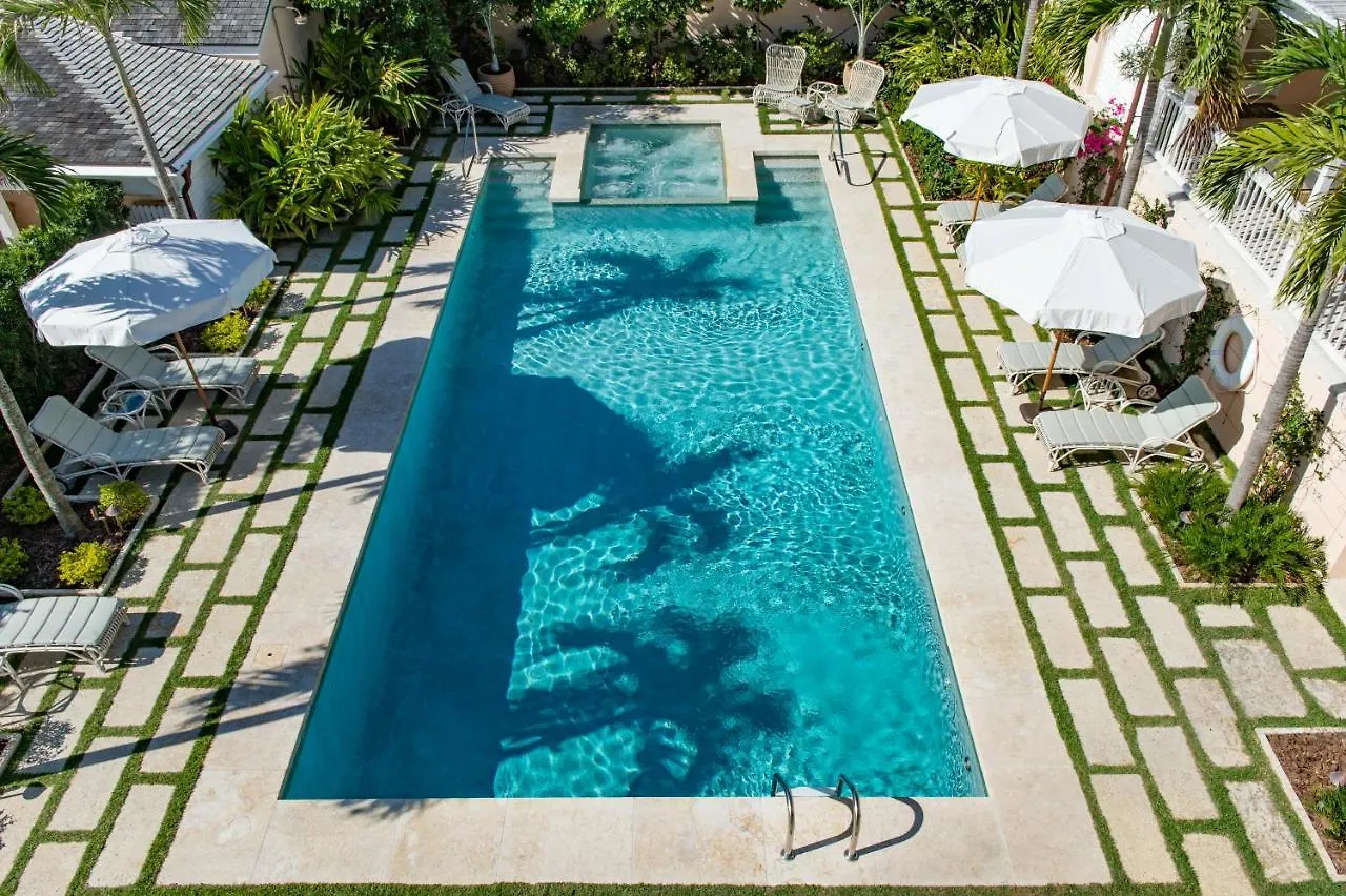 מלון Dunmore Town Eleven Bahama House